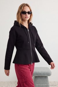 İlgili ürün resmi Trendyolmilla Sweatshirt