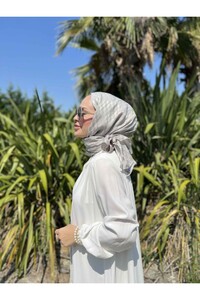 Related product image VALORSCARF Shawls