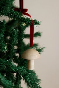 Related product image Beige & Stone Christmas Ornaments