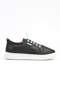 Related product image Benetton Sneakers