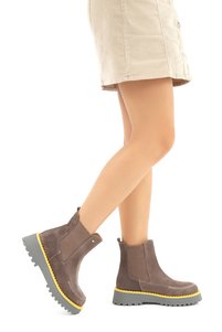 Related product image Tamer Tanca Boots