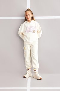 Related product image Defacto Sweatpants