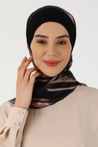 Related product image Vera Modest Bonnets
