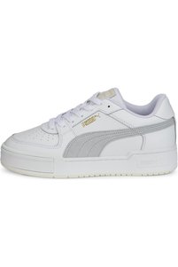 İlgili ürün resmi Puma Sneaker