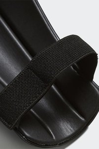 İlgili ürün resmi adidas Tekmelik