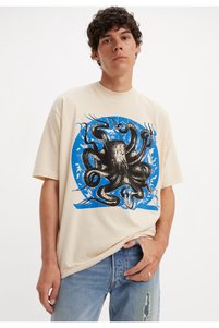 Related product image Levi's T-Shirts