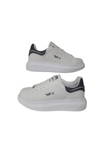 Related product image Wickers Sneakers