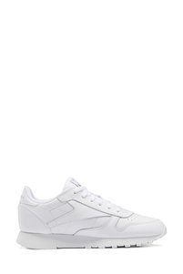 Related product image Reebok Sneakers
