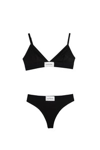 İlgili ürün resmi Butik İç Çamaşırı Takımı