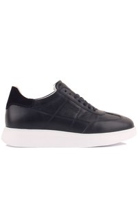 Related product image Sail Lakers Flats