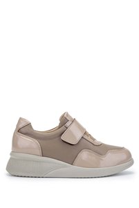 Related product image Tamer Tanca Flats