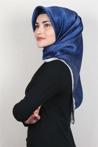 صورة المنتج ذات الصلة Aker أوشحة رأس