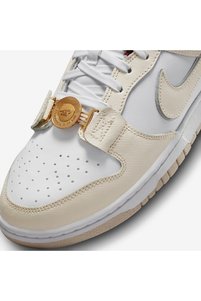 İlgili ürün resmi Nike Sneaker