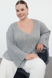 Related product image Trendyol Curve Sweaters