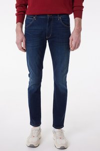 Related product image Wrangler Jeans