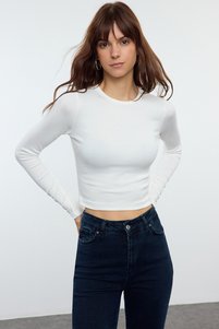 İlgili ürün resmi Trendyolmilla Bluz