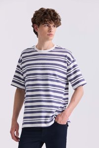 Related product image Jakamen T-Shirts