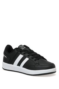 Related product image Kinetix Sneakers