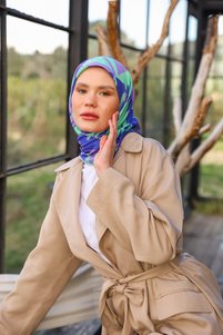 Related product image İpekhan Headscarves