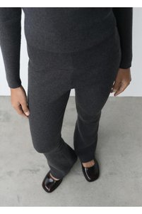 İlgili ürün resmi MANGO Pantolon