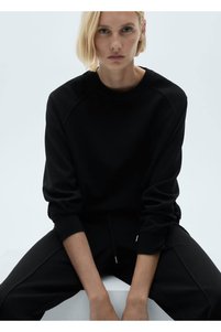 İlgili ürün resmi MANGO Sweatshirt