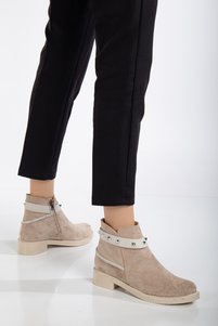 Related product image Tonny Black Boots