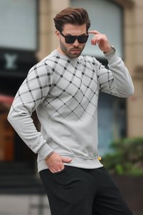 Zugehöriges Produktbild Madmext Pullover