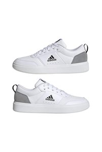 صورة المنتج ذات الصلة adidas أحذية سنيكرز