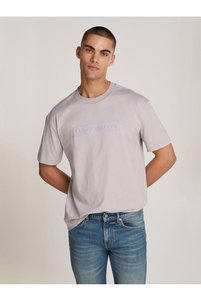İlgili ürün resmi Calvin Klein T-Shirt