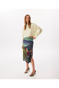 Related product image Twist Shirts