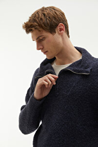 Related product image Mudo Sweaters