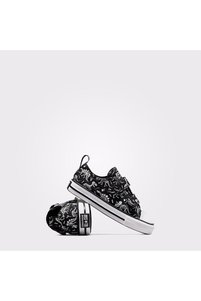 İlgili ürün resmi Converse Sneaker