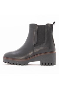 Related product image Gusse Boots