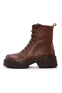 Related product image Gusse Boots