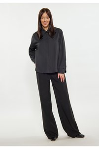 Súvisiaci obrázok produktu usha black label Tričká