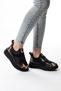 Related product image layki Walking Shoes