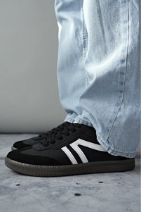 Related product image Muggo Sneakers