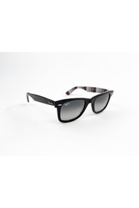 Related product image Ray-Ban Sunglasses