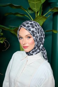 Related product image İpekhan Headscarves