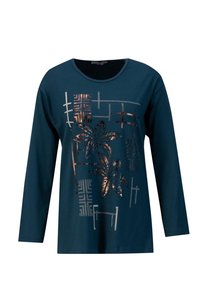 Related product image Armine Blouses