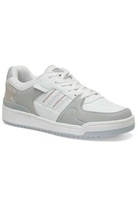 Related product image Kinetix Sneakers