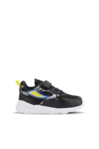 Related product image Slazenger Sneakers