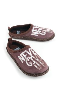 Related product image Gezer Home Slippers