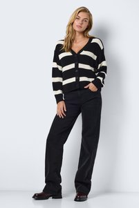 Zugehöriges Produktbild Noisy May Pullover