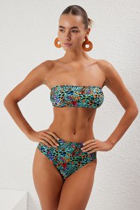 İlgili ürün resmi Trendyolmilla Bikini Takımı