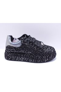 Related product image Guja Sneakers