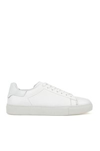 Related product image Ziya Sneakers