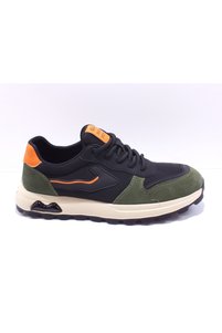 Related product image Guja Sneakers