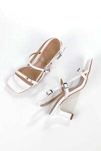 Related product image Modabuymus Sandals