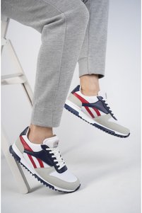 Related product image Muggo Sneakers